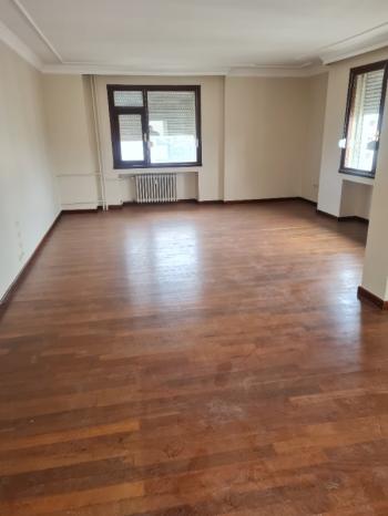 Caddebostan plaj yolu net 165 m2