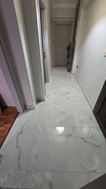 ESENEVLER DE KOMPLE YENİLENMİŞ MASRAFSIZ TEMİZ BAHÇE KULLANIMLI