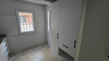 ESENEVLER DE KOMPLE YENİLENMİŞ MASRAFSIZ TEMİZ BAHÇE KULLANIMLI