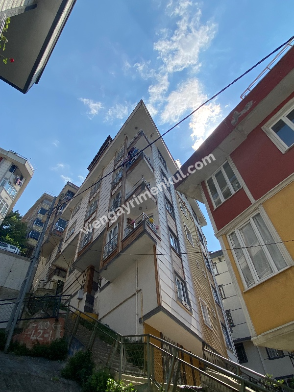 Esentepe Mah.Merkezi Lokasyonda Kiralık Geniş1+1 Daire 