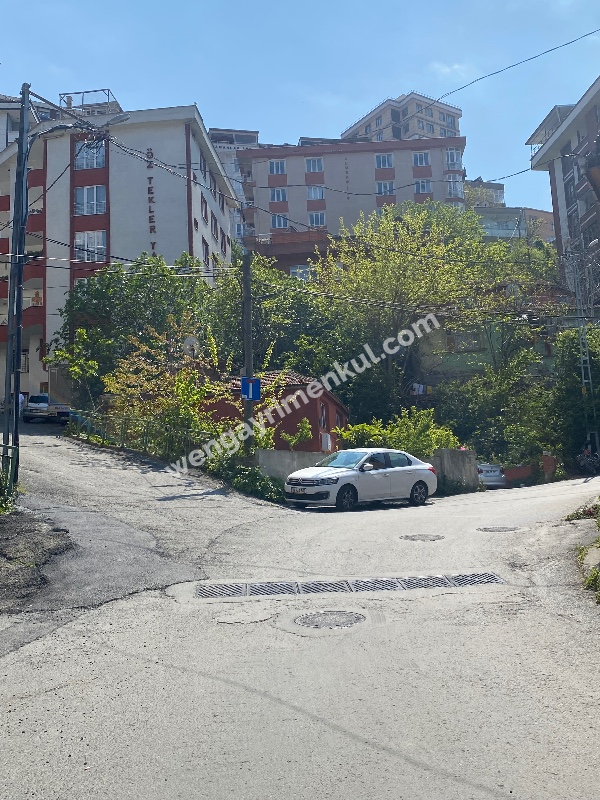 Esentepe Mah.Merkezi Lokasyonda Kiralık Geniş1+1 Daire 