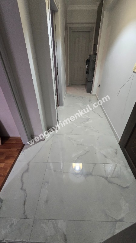 ESENEVLER DE KOMPLE YENİLENMİŞ MASRAFSIZ TEMİZ BAHÇE KULLANIMLI