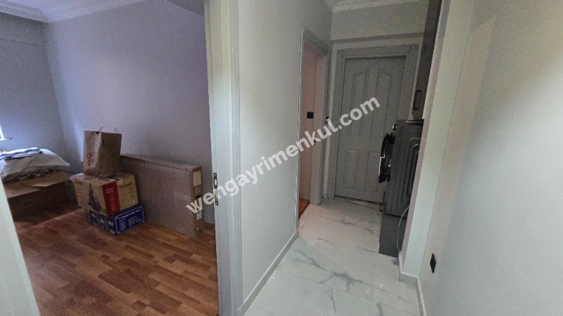 ESENEVLER DE KOMPLE YENİLENMİŞ MASRAFSIZ TEMİZ BAHÇE KULLANIMLI