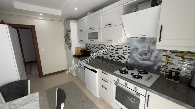 BEYLİKDÜZÜ BEY LIFE CITY SİTESİ SATILIK 2+1 DAİRE METROBÜSE YÜRÜME MESAFESİ