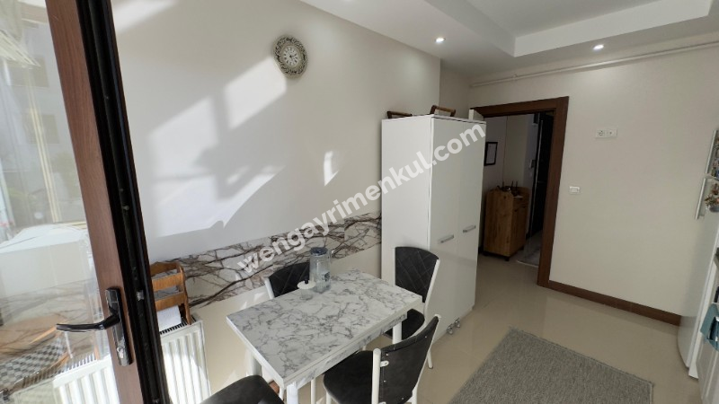 BEYLİKDÜZÜ BEY LIFE CITY SİTESİ SATILIK 2+1 DAİRE METROBÜSE YÜRÜME MESAFESİ