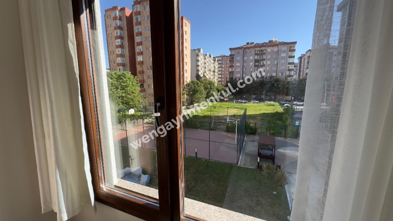 BEYLİKDÜZÜ BEY LIFE CITY SİTESİ SATILIK 2+1 DAİRE METROBÜSE YÜRÜME MESAFESİ