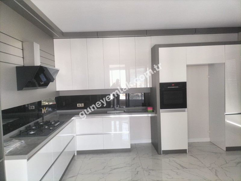 OSMANGAZİ MAHALLESİNDE LÜKS DAİRE