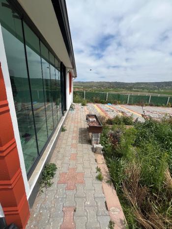 GÜVENAY - ÇORUM CEMİLBEY YOLU ÜZERİNDE ÇORUMA 5 KM UZAKLIKTA 500 M² HOBİ Bahçesi Sadece Araba Takaslı dır 