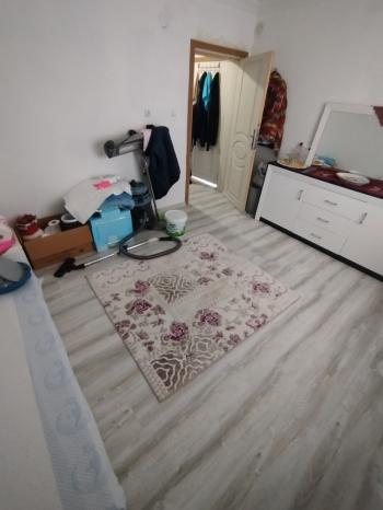 GÜVENAY - ÇORUM ÜYÜK KÖYÜ SATILIK İÇERİSİNDE 3+1 EVİ OLAN TARLA 