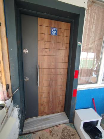 GÜVENAY - ÇORUM ÜYÜK KÖYÜ SATILIK İÇERİSİNDE 3+1 EVİ OLAN TARLA 