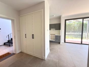 KKTC Girne Alsancak’ta Ödüllü Sitede Satılık Bahçeli 2+1 Daire!