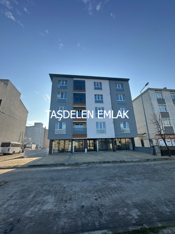YEĞEN CADDESİNE CEPHE MEYDANA 200 METRE MESAFEDE İŞYERİ