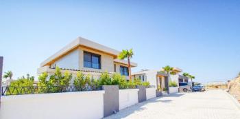 Çeşme Dalyan'da Satılık Sıfır Lüks Villa