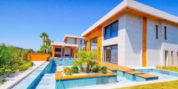 Çeşme Dalyan'da Satılık Sıfır Lüks Villa