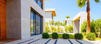 Çeşme Dalyan'da Satılık Sıfır Lüks Villa