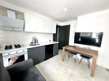 Girne Merkez Sadece Öğrenciye Uygun Full Eşyalı Kiralık 1+1 Daire