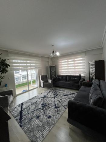 AFYON ÜÇOK EMLAKTAN İSTİKLAL MAH SATILIK ASANSÖRLÜ 3+1 DAİRE