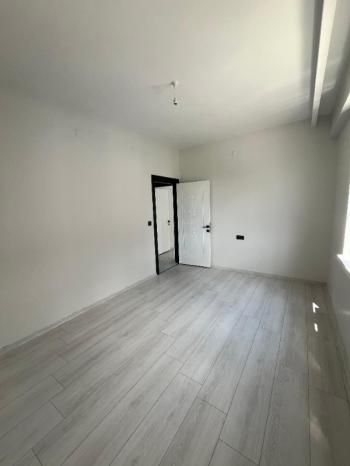 AFYON ÜÇOK EMLAKTAN MAREŞAL F ÇAKMAK MAH SATILIK SIFIR 3+1 DAİRE
