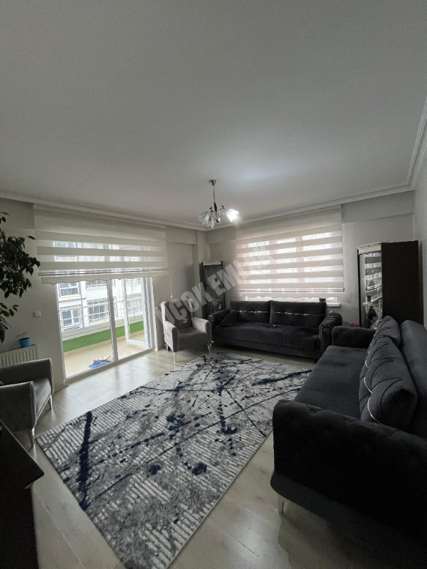 AFYON ÜÇOK EMLAKTAN İSTİKLAL MAH SATILIK ASANSÖRLÜ 3+1 DAİRE