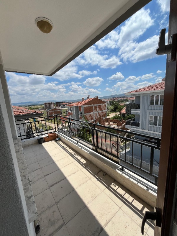 AFYON ÜÇOK EMLAKTAN FATİH MAH KİRALIK 3+1 EŞYALI DAİRE