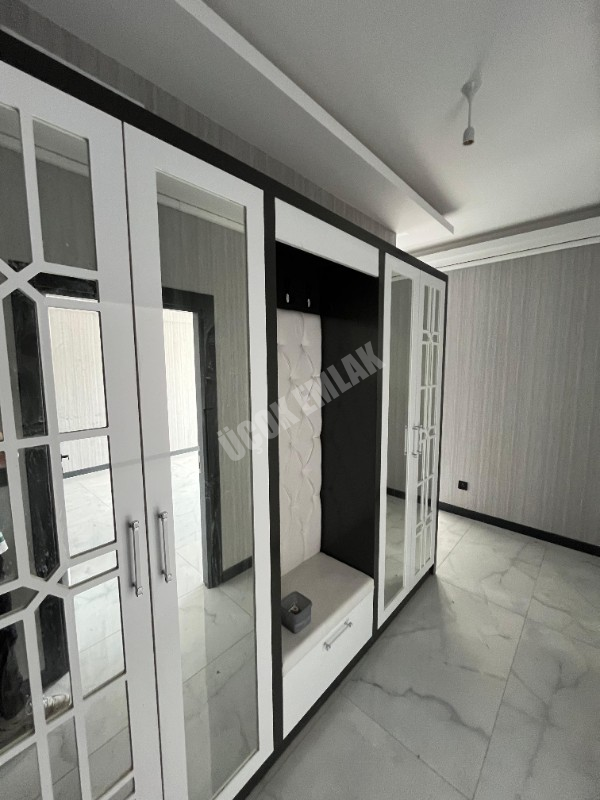 AFYON ÜÇOK EMLAKTAN MAREŞAL F ÇAKMAK MAH SATILIK SIFIR 3+1 DAİRE