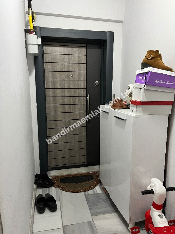 Üç yıllık uygun daire