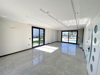 Didim'de Satılık Tam Müstakil Villa