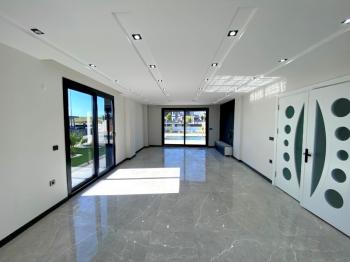 Didim'de Satılık Tam Müstakil Villa