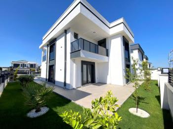 Didim'de Satılık Tam Müstakil Villa
