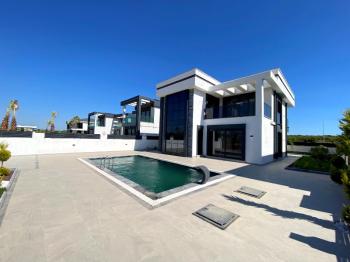Didim'de Satılık Tam Müstakil Villa
