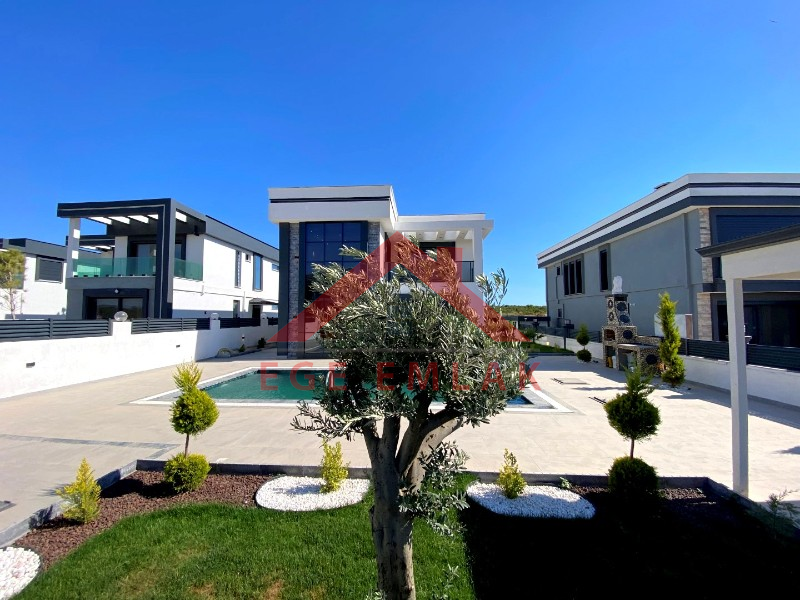 Didim'de Satılık Tam Müstakil Villa