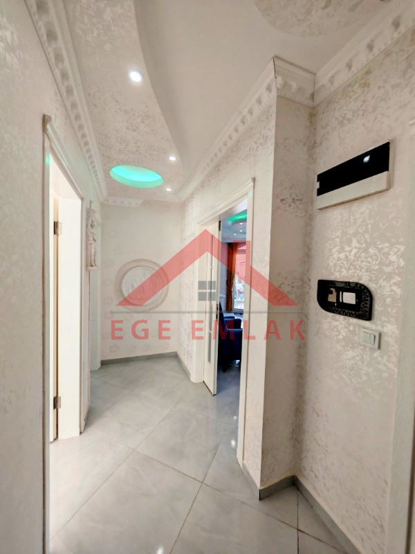 Altınkumda Satılık Daire: Deniz Manzaralı Modern Yaşamın Keyfi