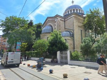 Kadıköy Bahariyede Harika konumda Eşyalı Kiralık Daire 3+1