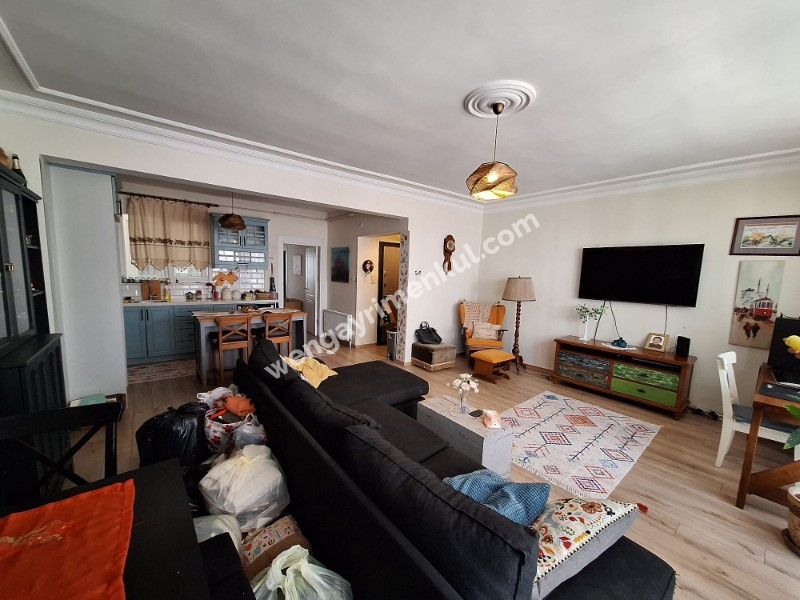 Kadıköy Bahariyede Harika konumda Eşyalı Kiralık Daire 3+1