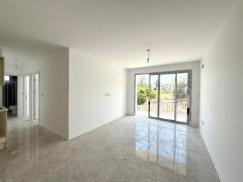 KKTC Girne Alsancak Bölgesinde Satılık 2+1 bahçeli Sıfır Daire