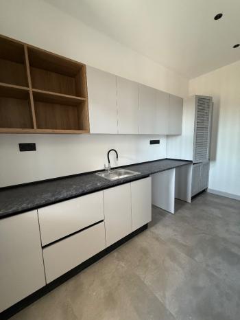 KKTC Girne Çatalköy Bölgesinde Satılık Türk Tapulu 4+1 Lüks Villa!