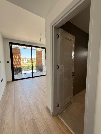 KKTC Girne Çatalköy Bölgesinde Satılık Türk Tapulu 4+1 Lüks Villa!