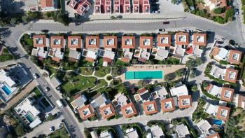Kıbrıs Girne Doğanköy Bölgesinde Site İçerisinde Satılık Lüx 3+1 Müstakil Villa