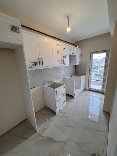 Alibeyköy Metroya Yakın 2+1 Balkonlu Manzaralı 7.Kat Sıfır Daire