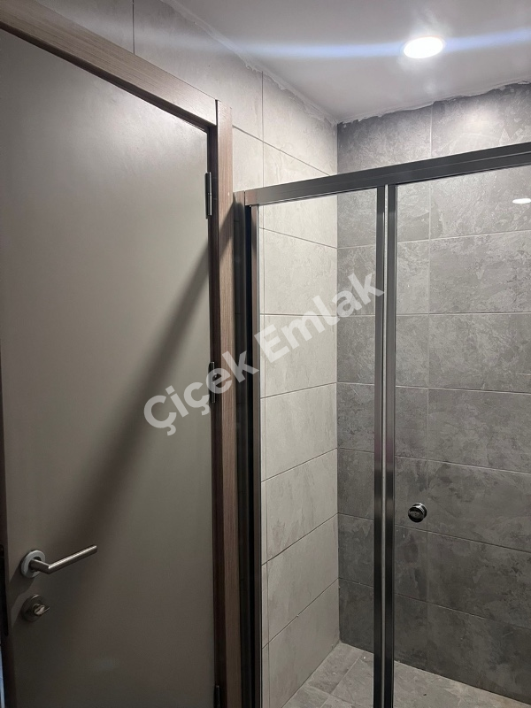 Çırçır Yeni Eyüp Evleri'nde Güvenlikli 1+1 Satılık Daire