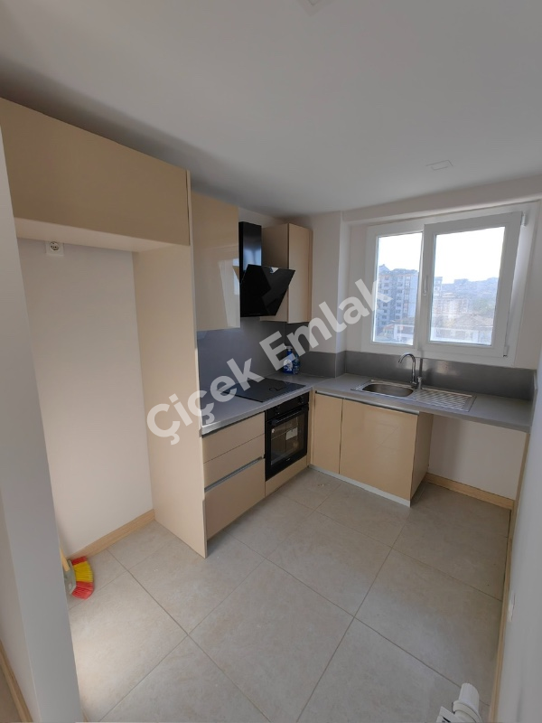 Çırçır Yeni Eyüp Evleri'nde 2+1 Manzaralı Kiralık Daire