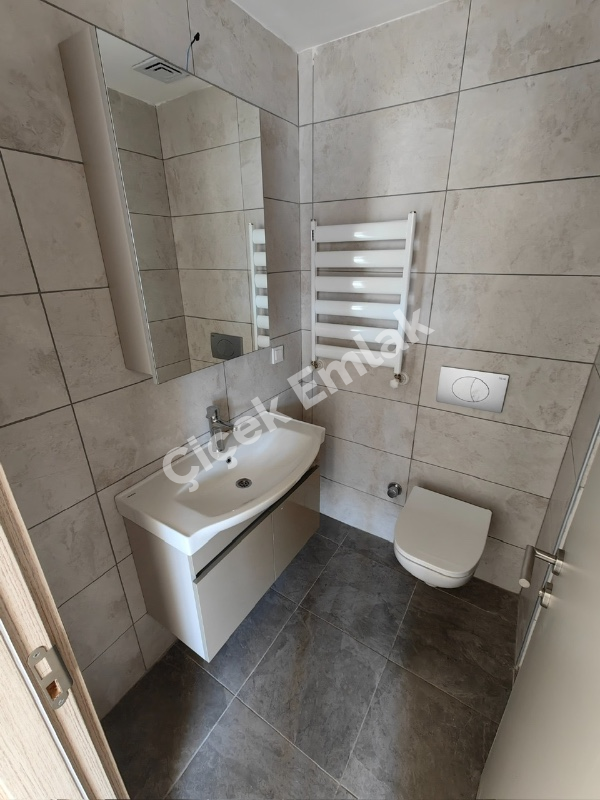 Çırçır Yeni Eyüp Evleri'nde 2+1 Manzaralı Kiralık Daire