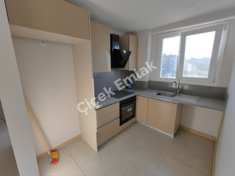 Çırçır Yeni Eyüp Evleri'nde 2+1 Manzaralı Kiralık Daire