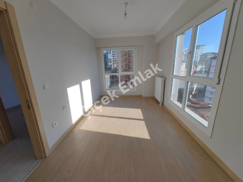 Çırçır Yeni Eyüp Evleri'nde 2+1 Manzaralı Kiralık Daire