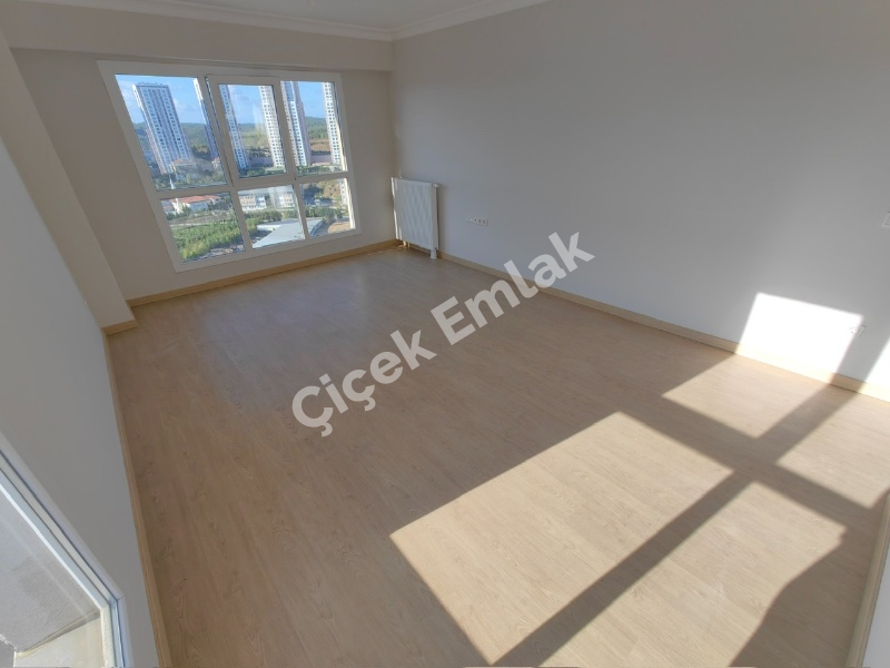 Çırçır Yeni Eyüp Evleri'nde 2+1 Manzaralı Kiralık Daire