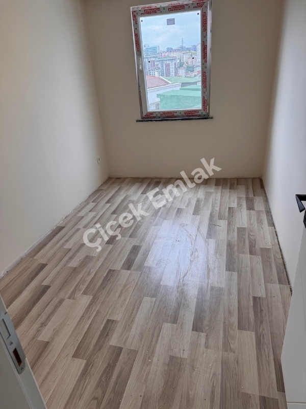 Alibeyköy Metroya Yakın 2+1 Balkonlu Manzaralı 7.Kat Sıfır Daire