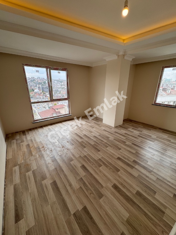 Alibeyköy Metroya Yakın 2+1 Balkonlu Manzaralı 7.Kat Sıfır Daire