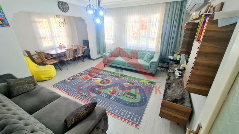 Didim'de Satılık Daire - Efeler Altın Ekmeğin Arka Sokağında Ters Dubleks