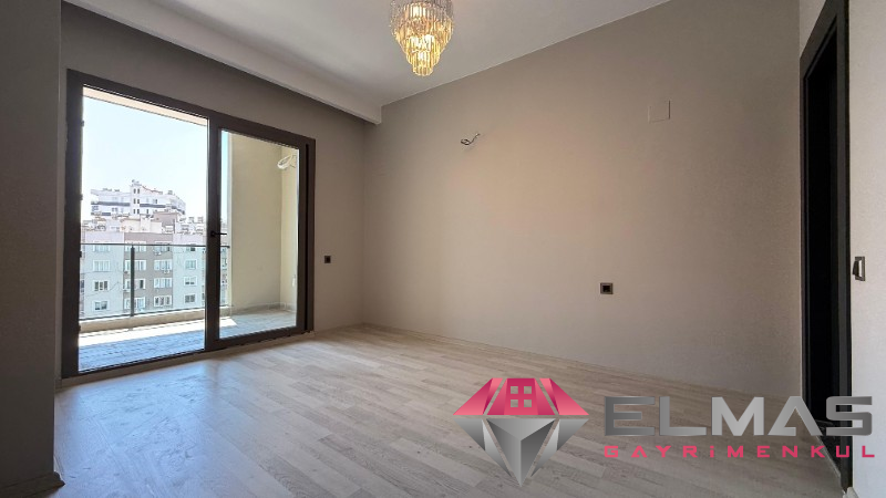 Elmas'tan Merkez’de Kapalı Otoparklı Lüks Projede Sıfır 2+1