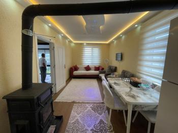 GÜVENAY - ÇORUM CEMİLBEY YOLU ÜZERİ GÜZEL VADİ DE LÜKS EVİ OLAN SATILIK BAHÇE